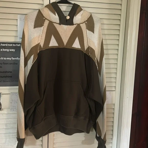 Free People Hoodie - Picture 1 of 3